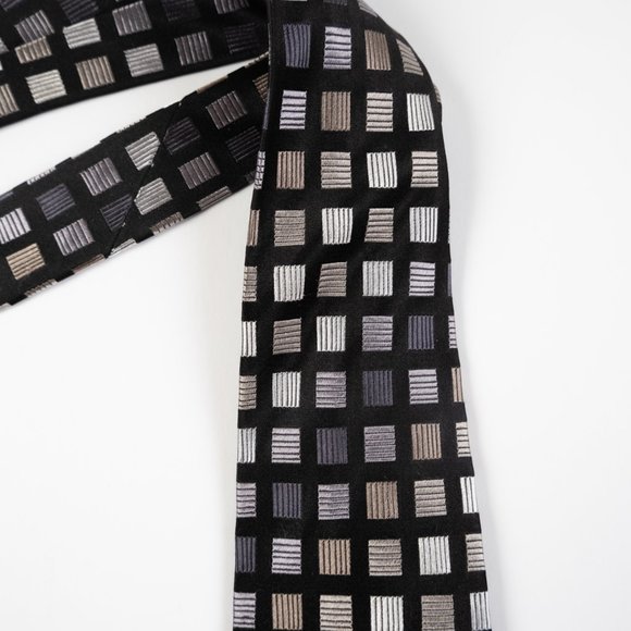BCBG Attitude black silver square pattern 100% silk neck tie - Picture 4 of 6